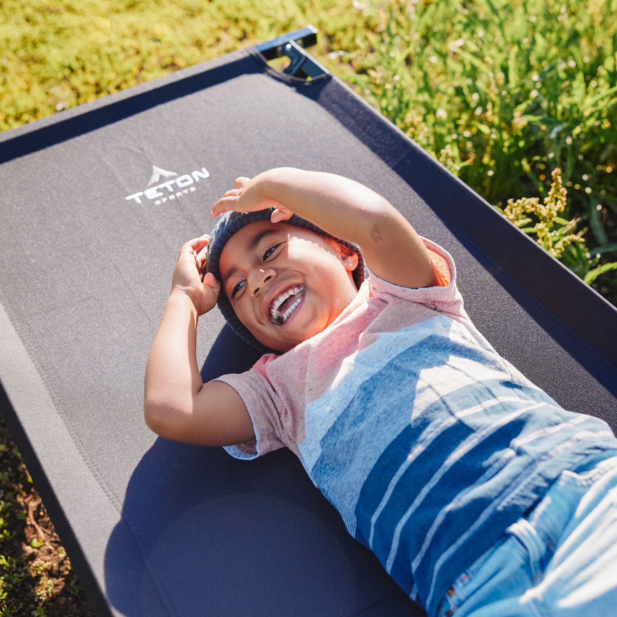 Camp Cot mit Pivot Arm