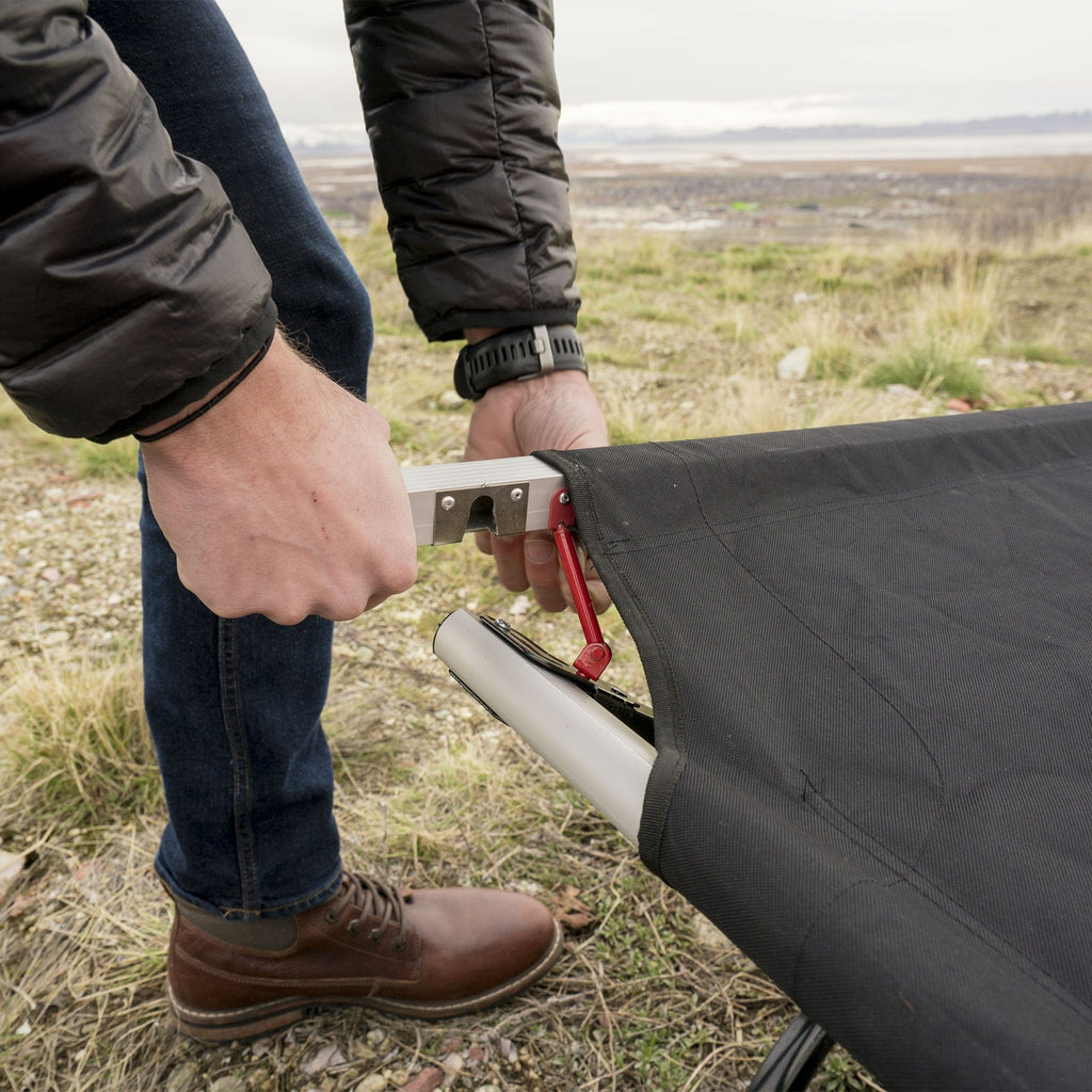 Camp Cot mit Pivot Arm